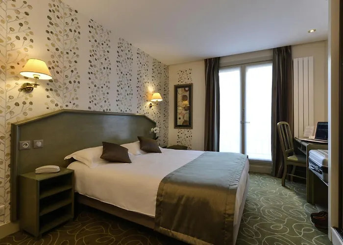 Hotel Relais Du Pré 3*