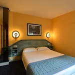 Relais Du Pré Hotel