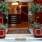 Relais Du Pre Paris
