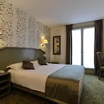 Hotel Relais Du Pré 3*