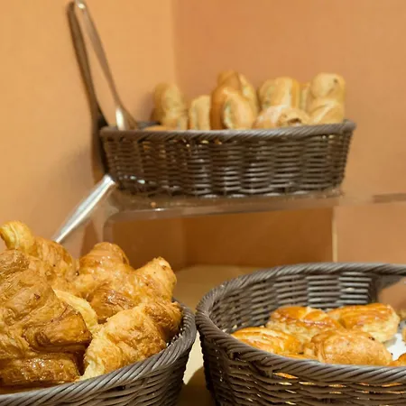 Relais Du Pre 3* Párizs