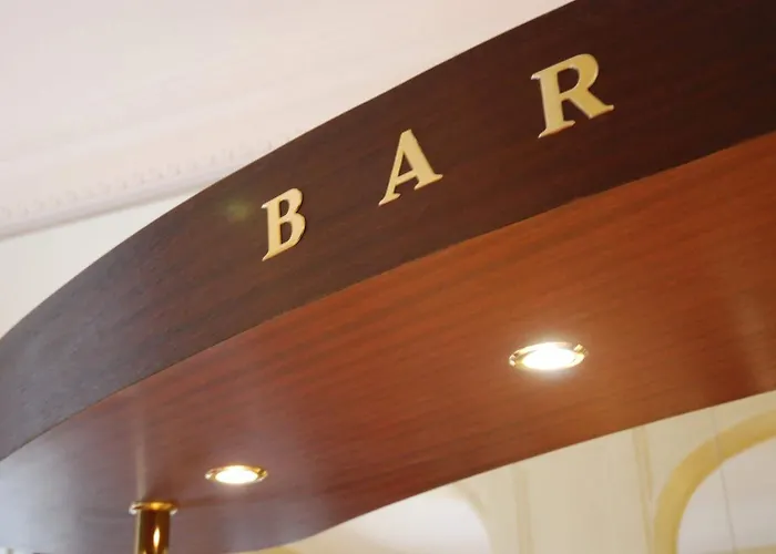 Hotel Relais Du Pré Parigi