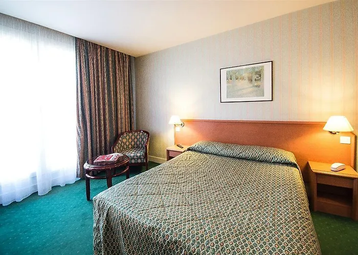 Relais Du Pre Hotel 3*