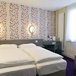 Relais Du Pré Hotel 3*