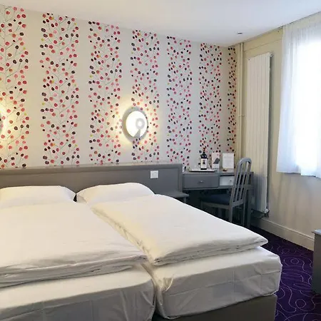 Relais Du Pre Отель 3*